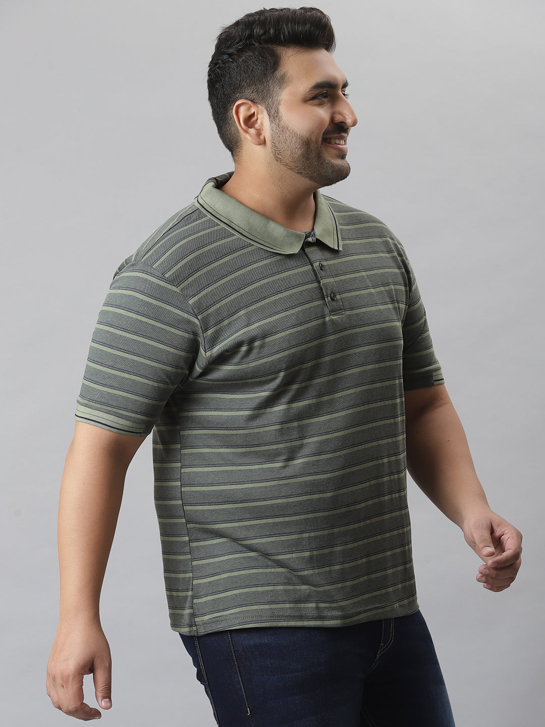 MEN STYLISH STRIPED HALF SLEEVE CASUAL T-SHIRT