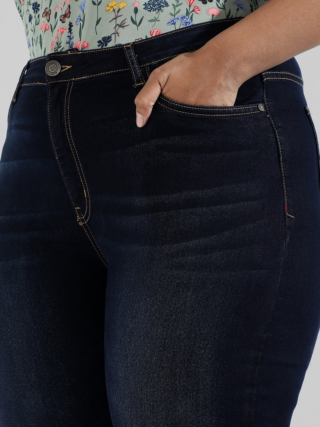 Instafab Plus Women Solid Stylish Skinny Fit New Trend Denim Jeans