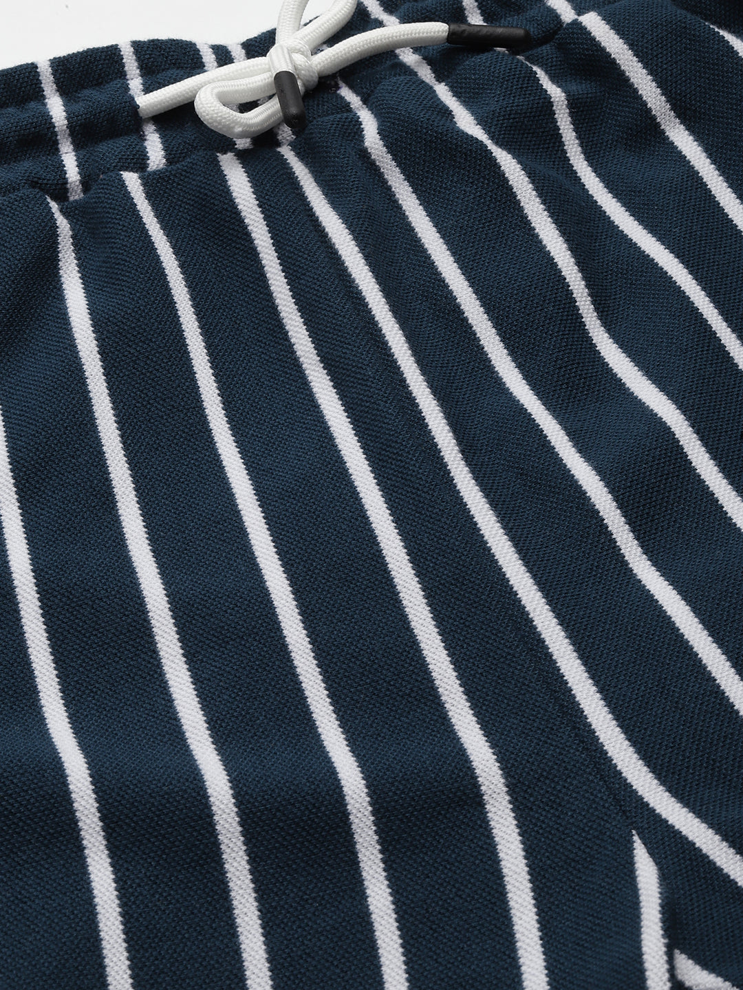 PLUS SIZE MEN STRIPED STYLISH SHORTS